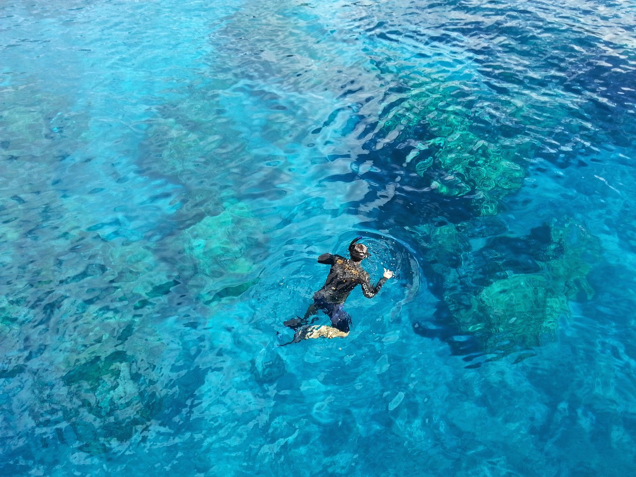 mbemba snorkling