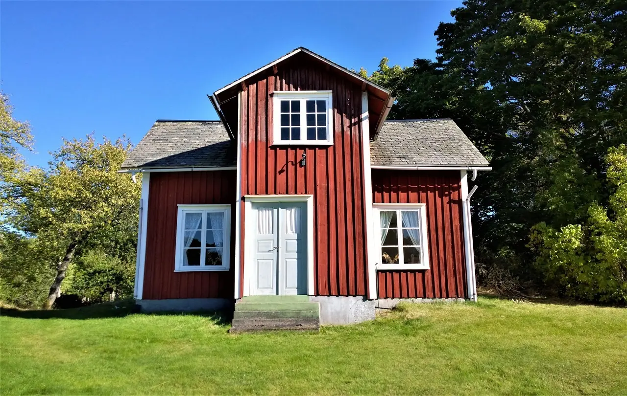 Saadan-vaelger-du-det-perfekte-tapet-til-dit-sommerhus